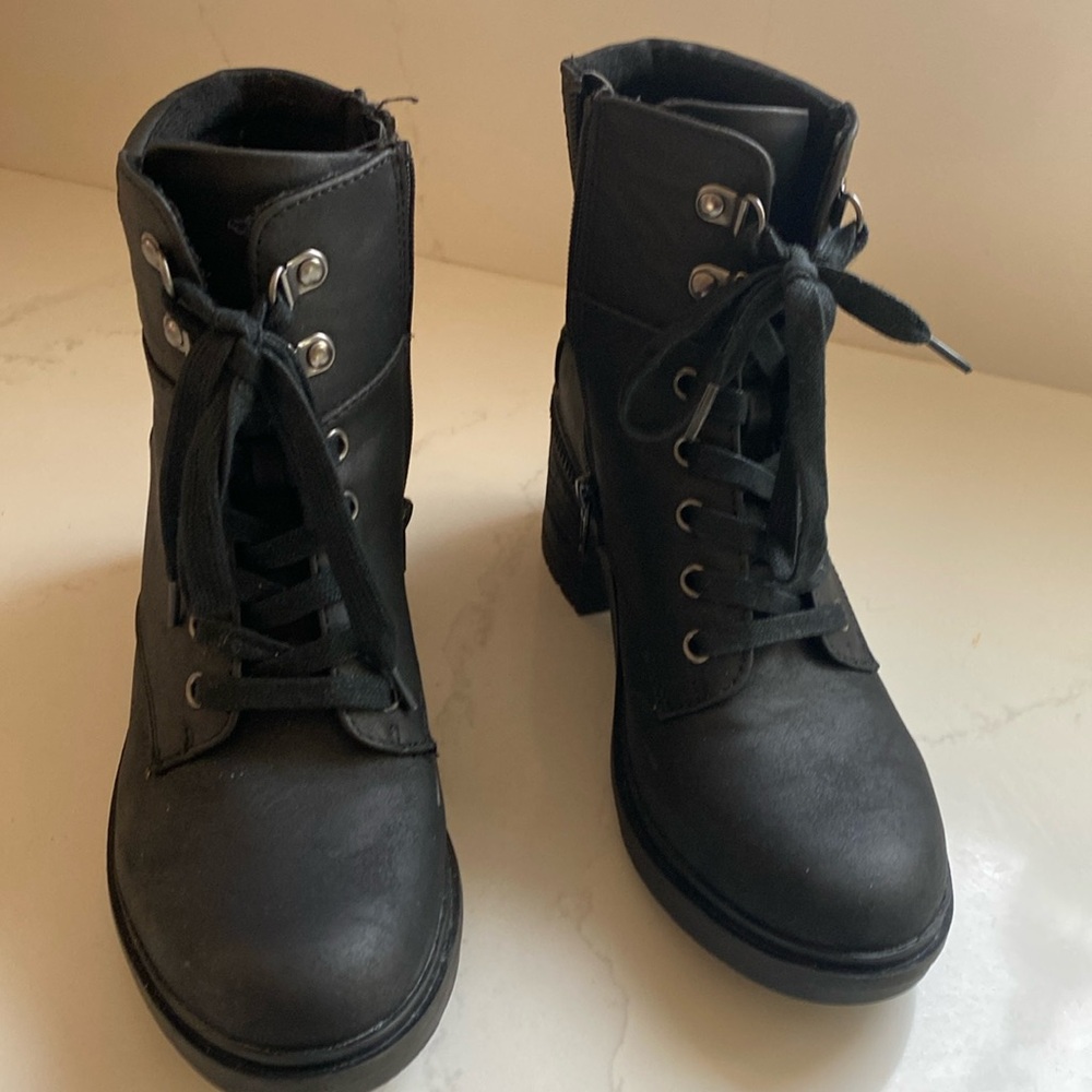 Steve Madden an kale booties